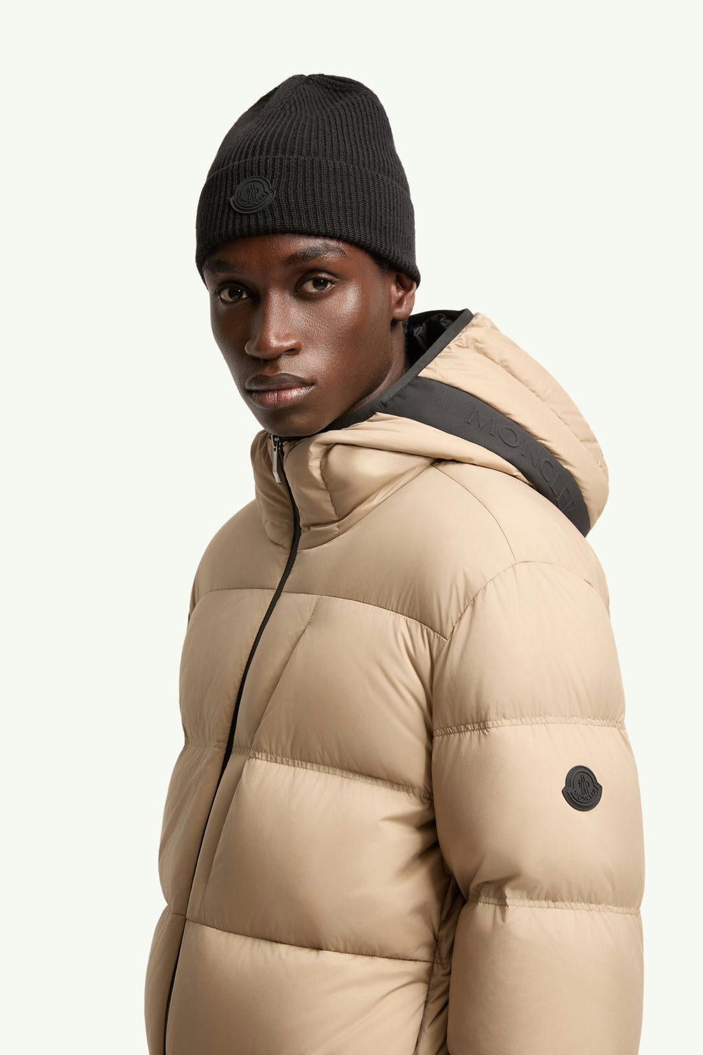 MONCLER POITEVIN HOODED SHORT DOWN JACKET