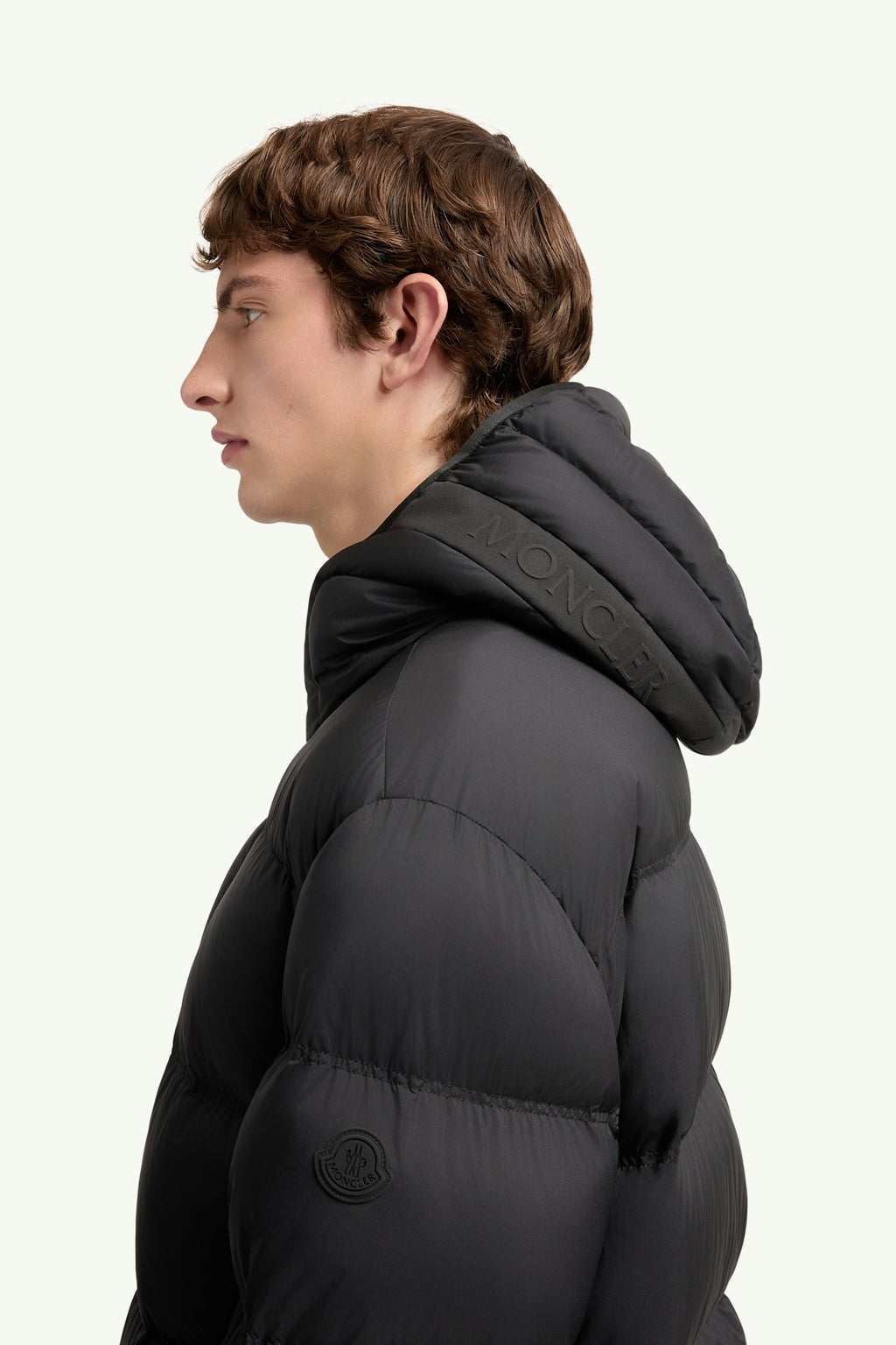 MONCLER POITEVIN HOODED SHORT DOWN JACKET