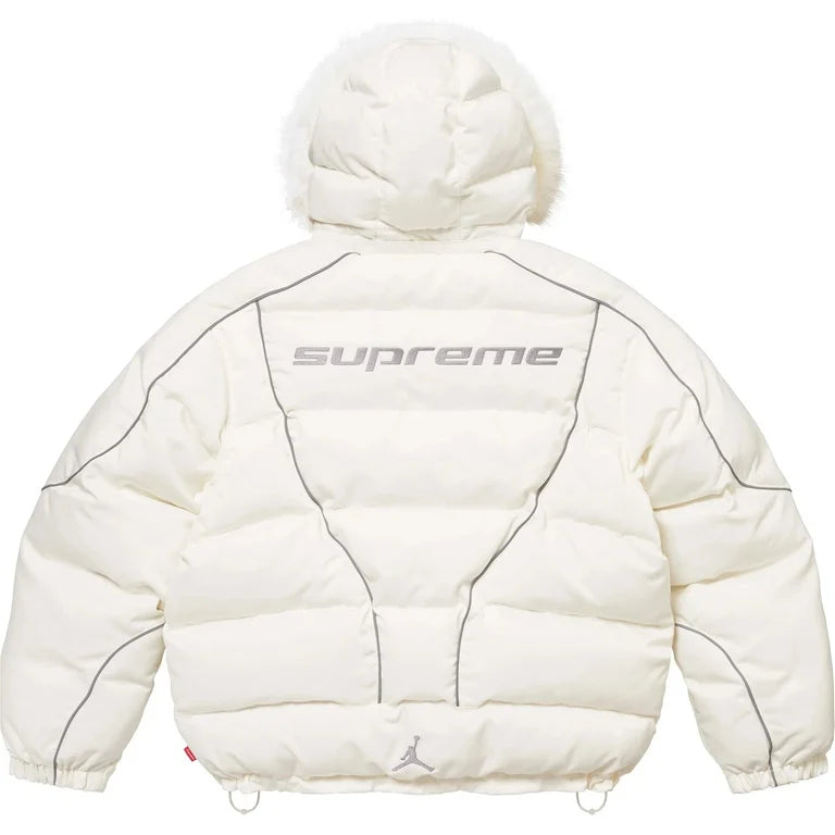SUPREME X JORDAN PUFFER JACKET IN WHITE